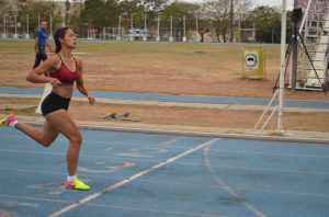 Fátima Amarilla, mediofondista.